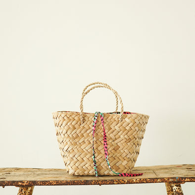 バングクアンミニバック　Bangkuan mini basket. With batik design lining